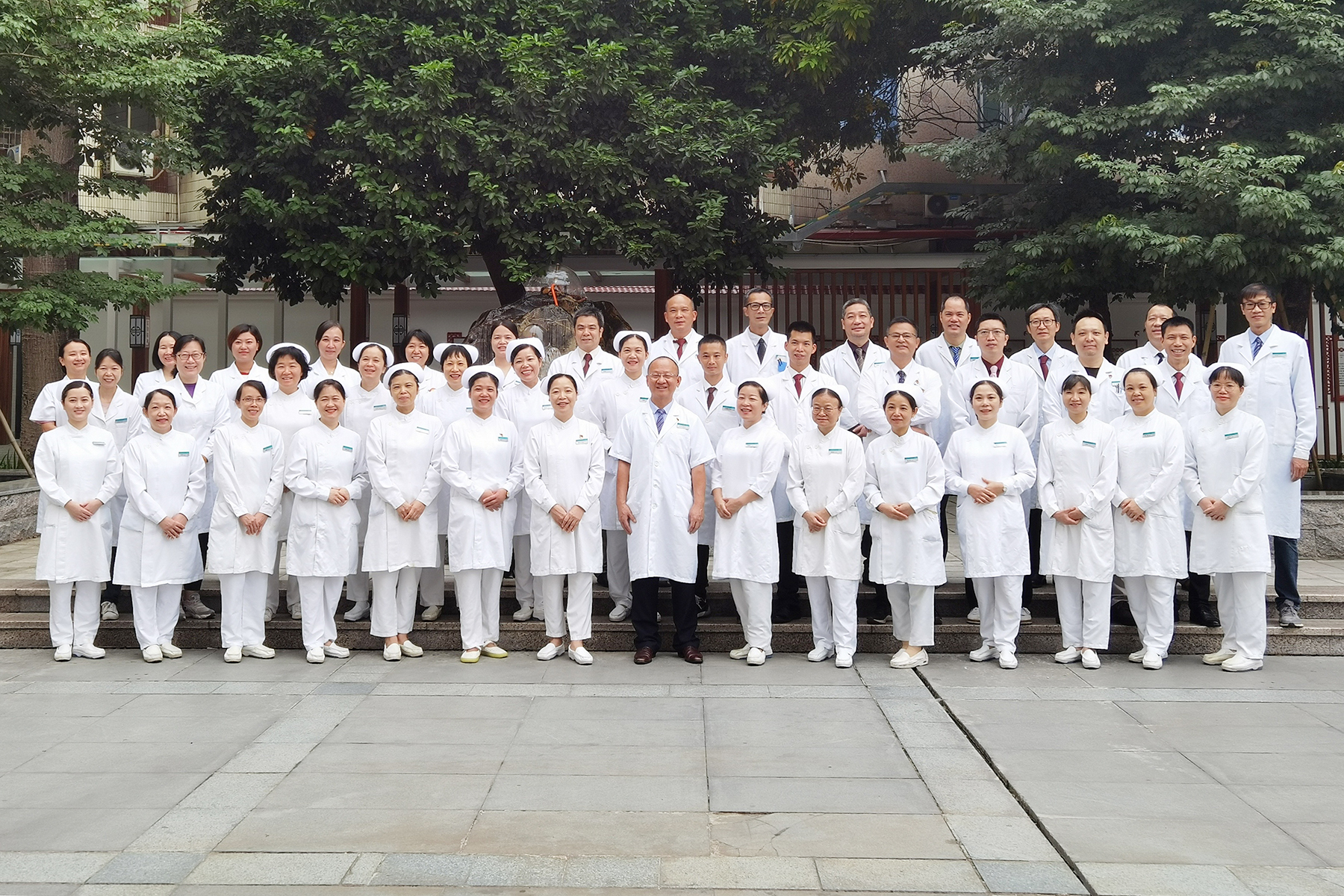 骨科門診合影.jpg 中.jpg